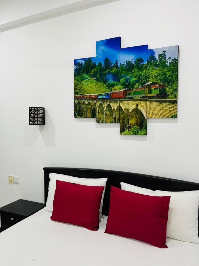 Funwhales Rest House Negombo Exterior photo